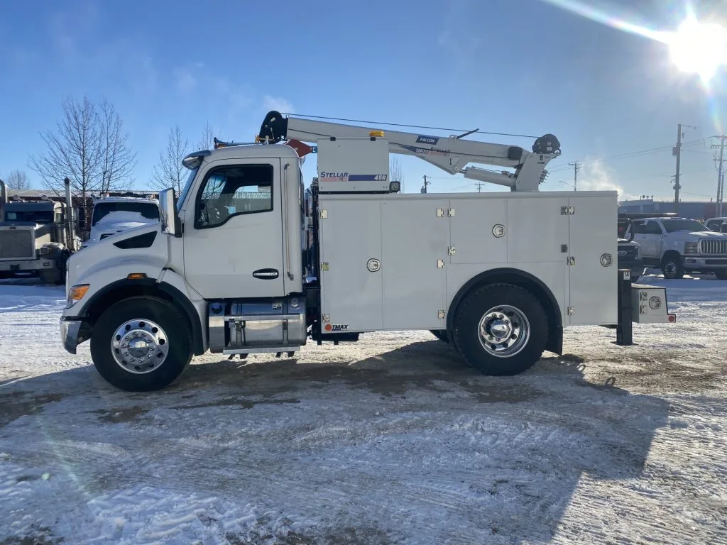 i-Tow truck with damaged van